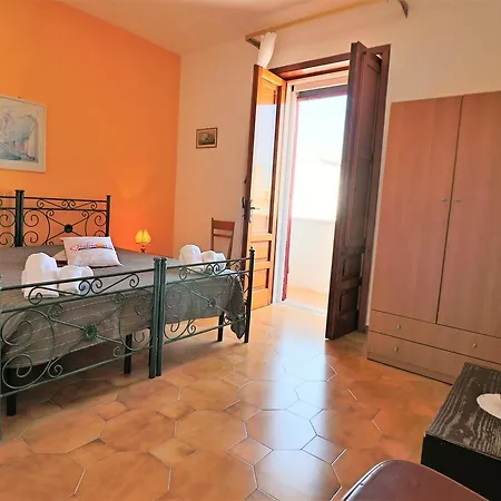 Casa Vacanza Zeus A * Lido Marini